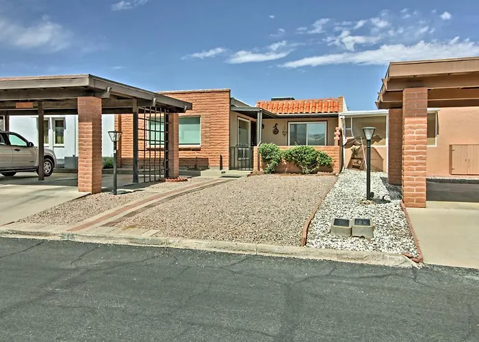 Valley Townhome W/ Patio & Amenities